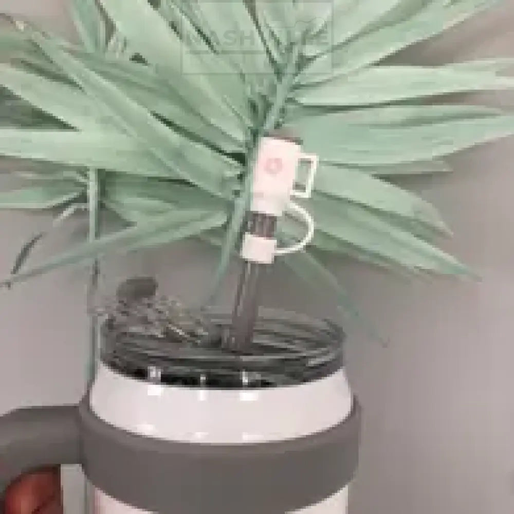 Straw Toppers